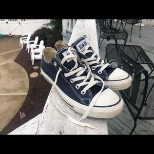 Navy converse